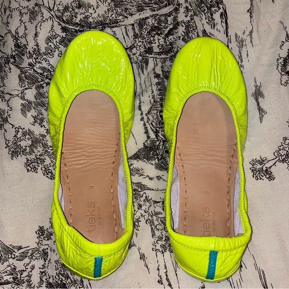 Tieks Shoes - Tieks Unmellow Yellow